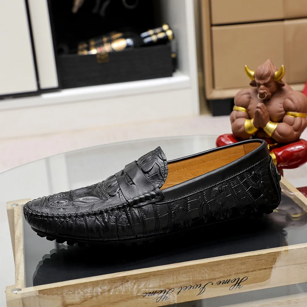 Men's shoes 💰360 🕷🕷【Ferragamo】Ferragamo Popular fashionable casual slip-on shoes🇨🇳Official website counter 1:1 production, original mold opening💯Good quality visible, imported high-end first-layer calfskin, luxurious pigskin lining🌿Very clear texture, high-quality waterproof, non-slip and wear-resistant outsole🎋High quality and low price, truly handmade🍓Color, code number 38-45